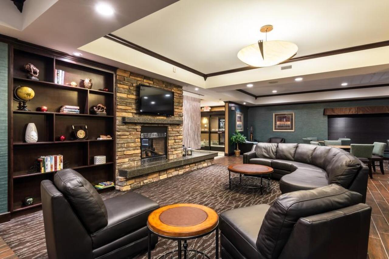 Holiday Inn Express Hotel & Suites Butte By Ihg Exterior photo