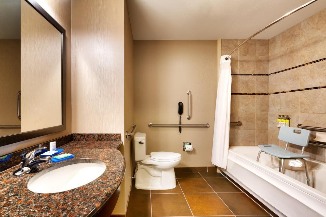 Holiday Inn Express Hotel & Suites Butte By Ihg Exterior photo