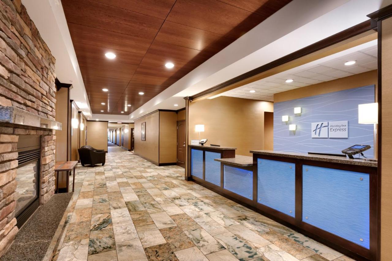 Holiday Inn Express Hotel & Suites Butte By Ihg Exterior photo