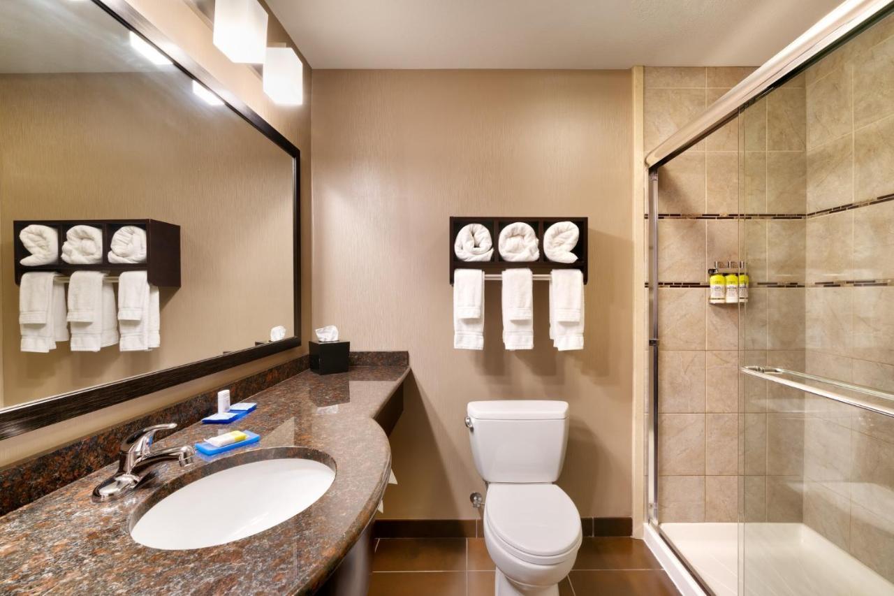 Holiday Inn Express Hotel & Suites Butte By Ihg Exterior photo