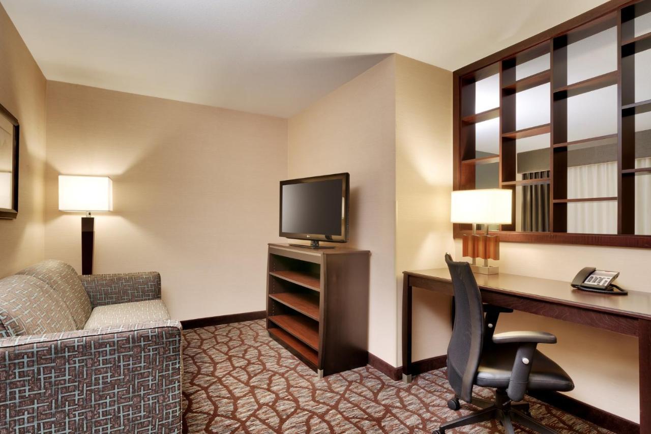 Holiday Inn Express Hotel & Suites Butte By Ihg Exterior photo